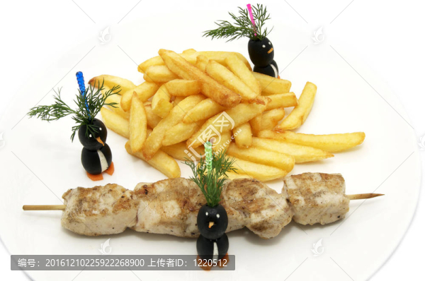 炸薯?xiàng)l和烤肉串