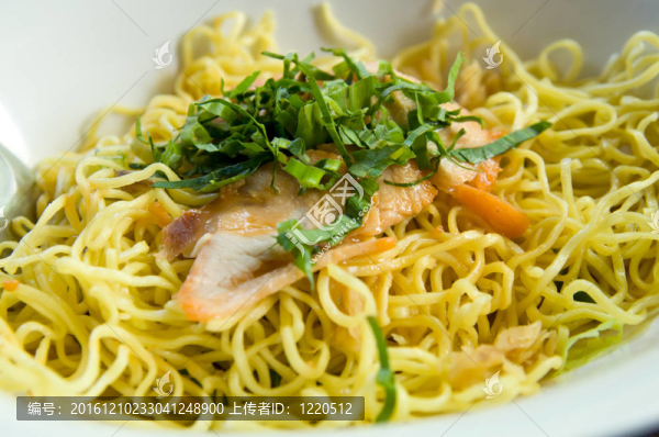 炒面條；Chow,mein；CH
