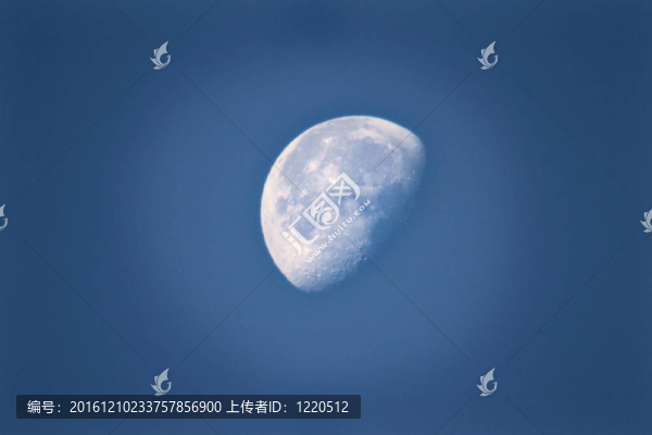 月亮