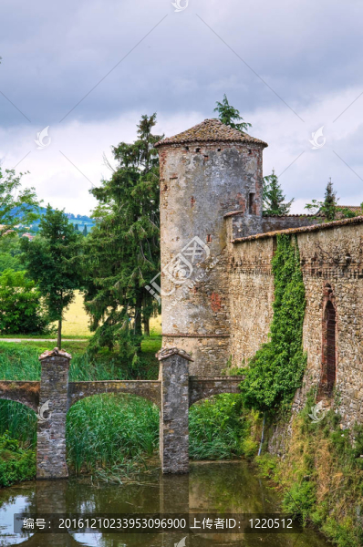 lisignano城堡。東西。Emilia,Romagna。意大利.