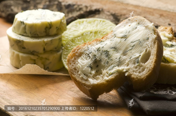 香草黃油和石灰