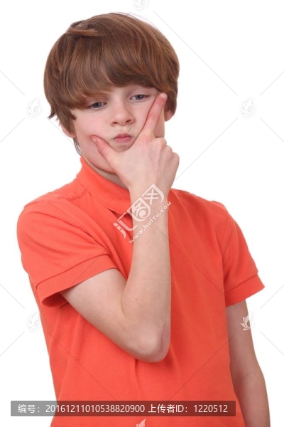思考的男孩