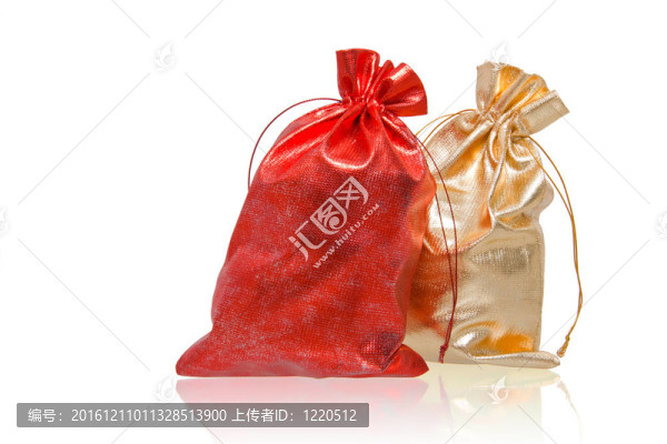 紅色和金色的袋子在白色之上