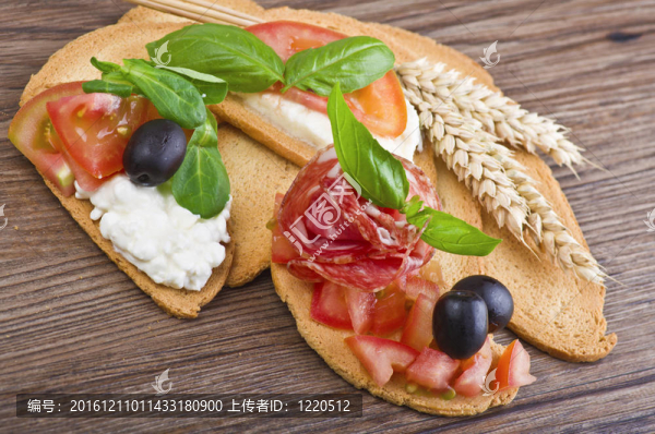 美味面包開胃木材