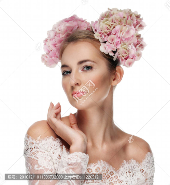 漂亮的金發(fā)女孩