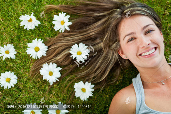 美麗的女人與鮮花