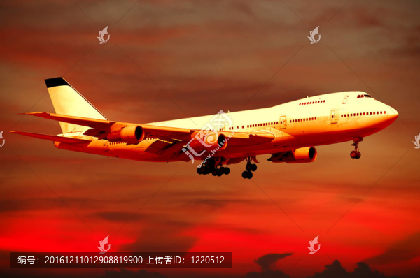 空中旅行-飛機(jī)和日落