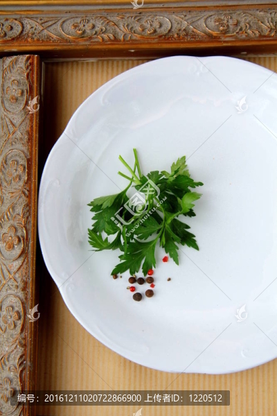 用歐芹片
