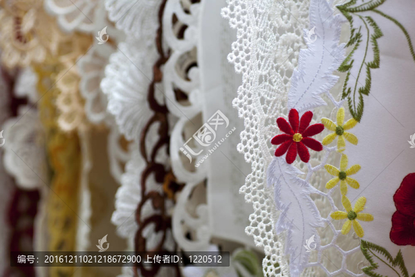 刺繡和花邊
