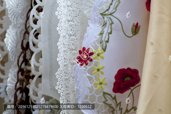 刺繡和花邊