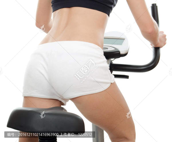 女孩是從事一個velosimulator