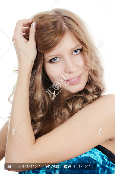 年輕漂亮女孩的畫像