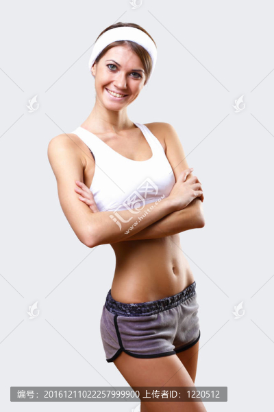 穿運動服的年輕漂亮女人