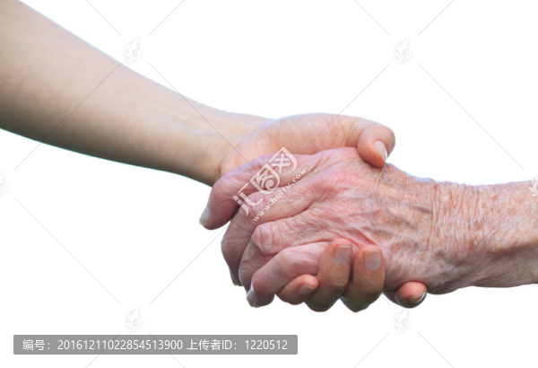 年長和年輕的手