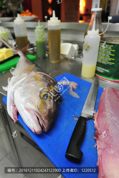 魚砧板廚房餐廳