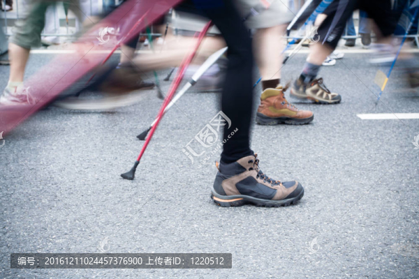 城市中的北歐競(jìng)走運(yùn)動(dòng)員