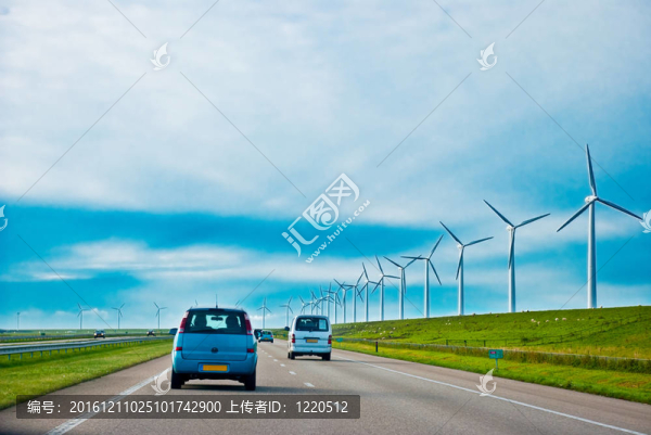 高速公路上的汽車