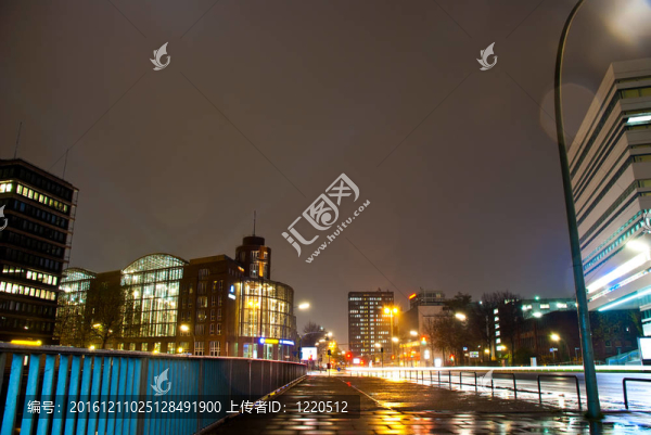 夜晚的城市