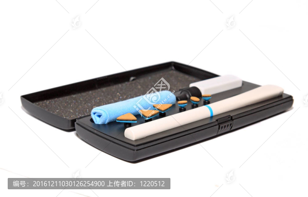 清潔白色背景鏡片