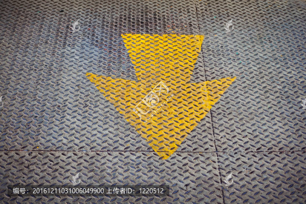 黃色箭頭
