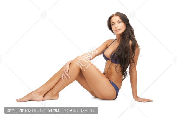 在比基尼美女