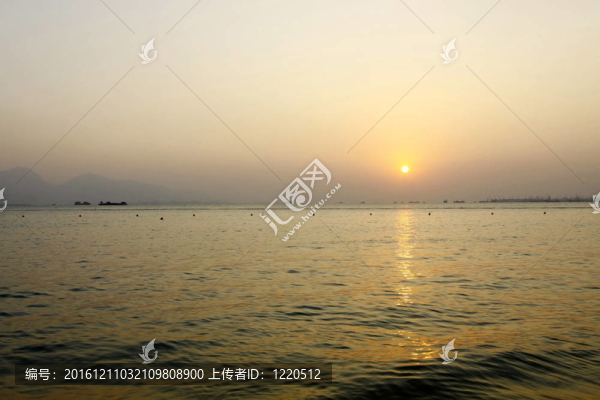 在香港冬天日落海岸