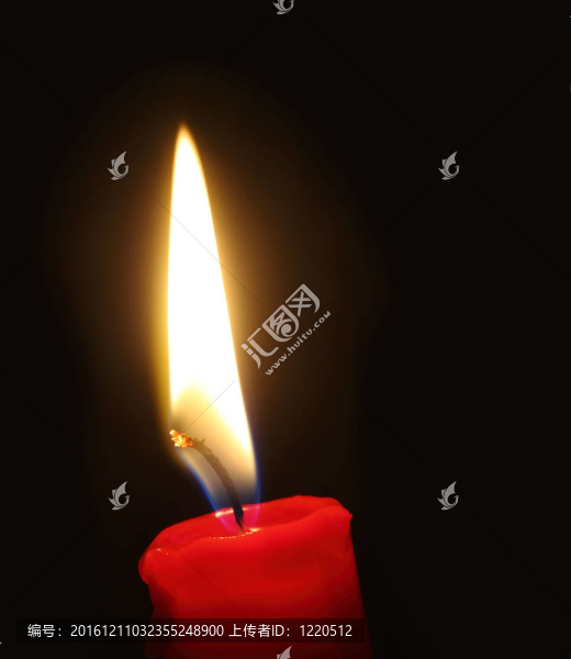 燭光；火焰