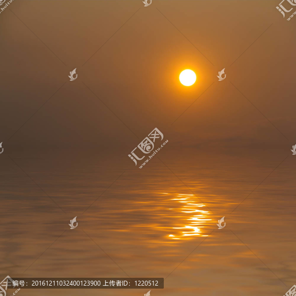 海上日落插圖