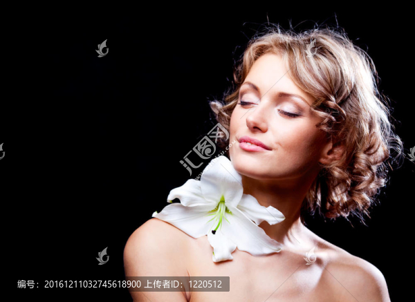 百合花的女人