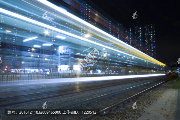 通過對香港市區(qū)的交通在晚上