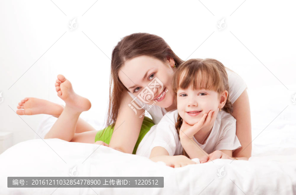 母親和女兒
