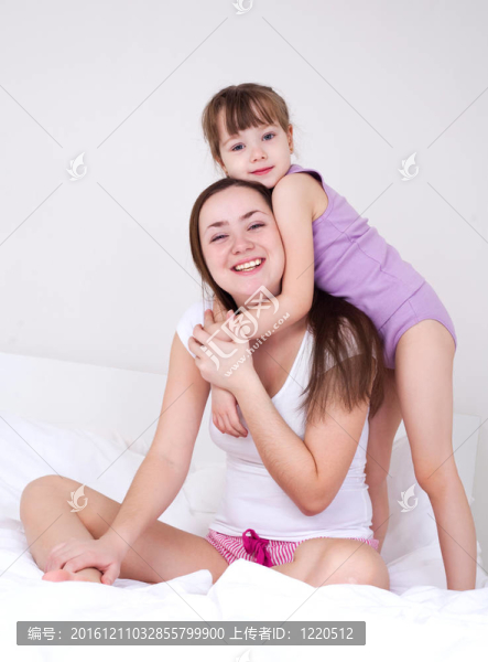 母親和女兒