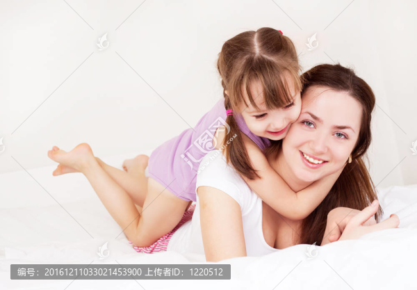 母親和女兒