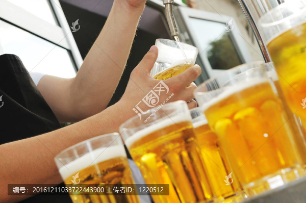 啤酒的自助餐