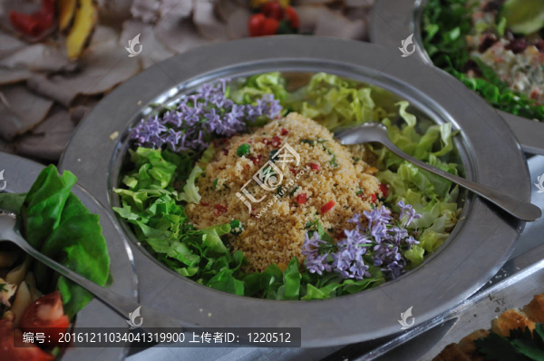 自助餐的食物