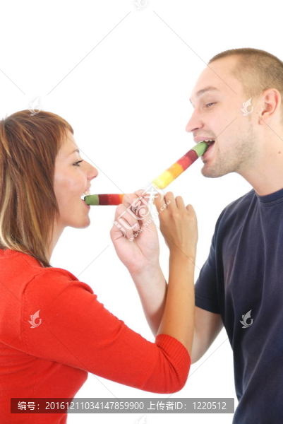 幸福的夫婦與冰淇淋