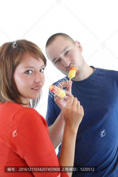 幸福的夫婦與冰淇淋