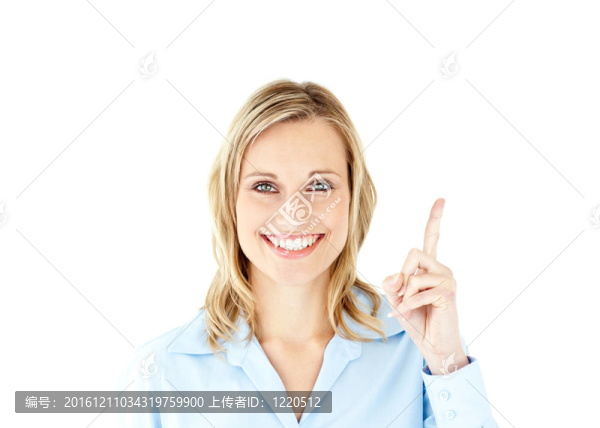 微笑的商人朝上用手指