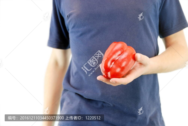 幸福夫婦手持辣椒頭