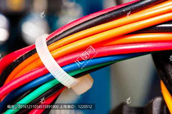 電腦主板的電纜