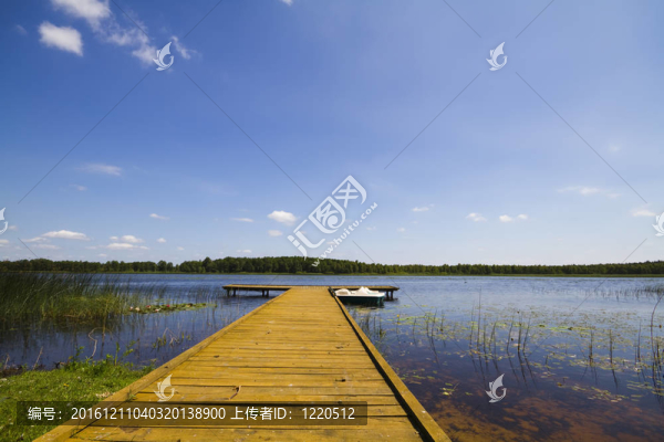 Pierce；夏湖