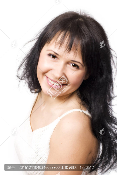 一個微笑的年輕女人的肖像