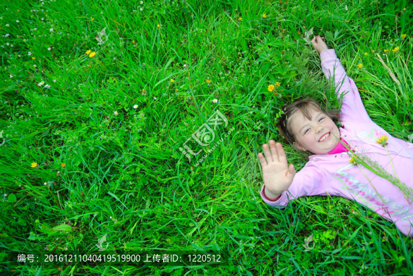 快樂可愛的女孩