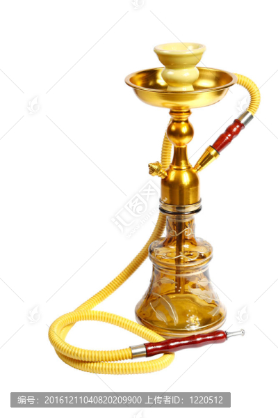 黃色在白色背景的水煙。（隔離的）