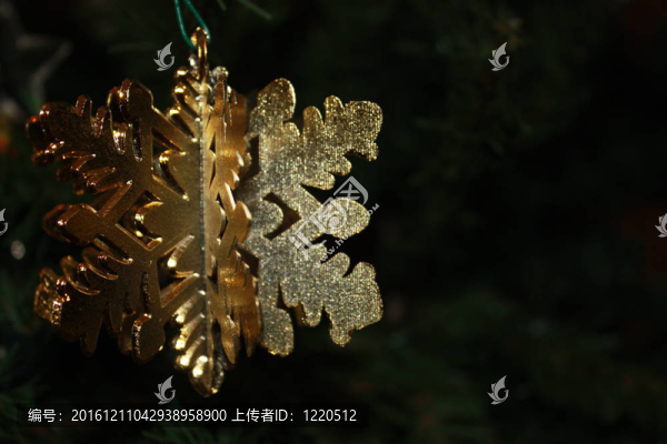 金色的雪花