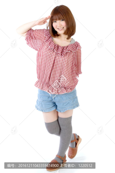 年輕美麗的女人