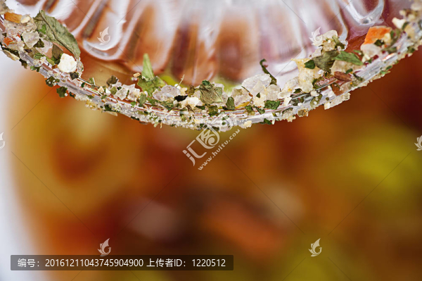邊緣的玻璃
