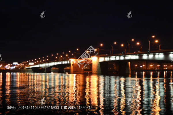 Alexander,Nevsky,Bridge在夜晚
