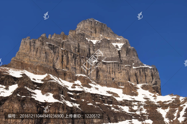 加山