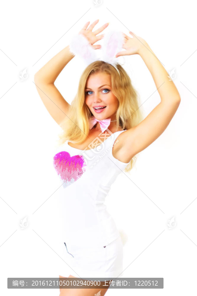 穿著白色背景的兔女郎性感女郎